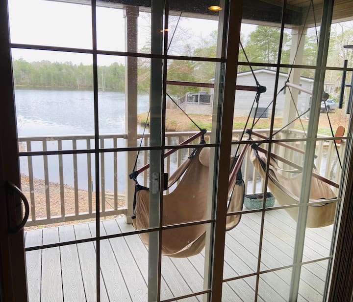 Paradise Lakefront Cabin at Swan Lake Resort