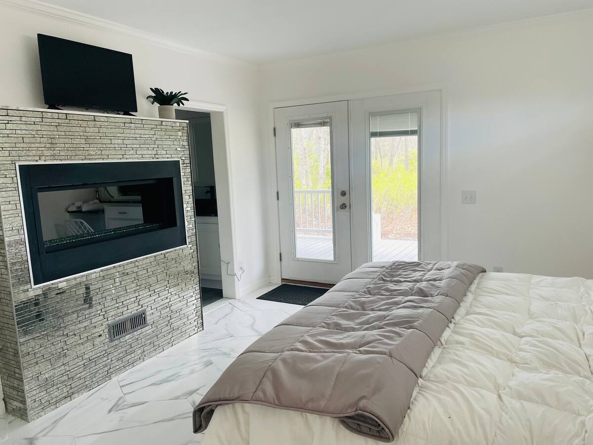 Athena House photo 2