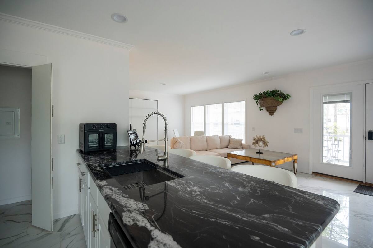 Athena House photo 14