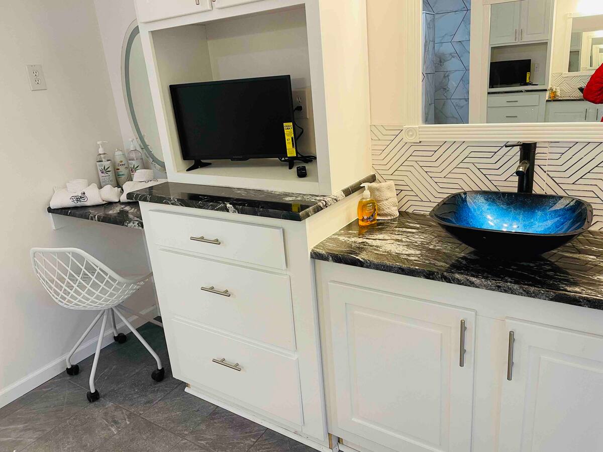 Athena House photo 22