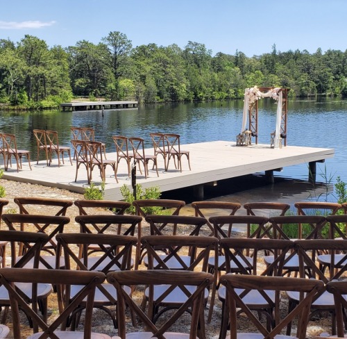 Wedding celebration at Swan Lake Resort in Galloway, New Jersey